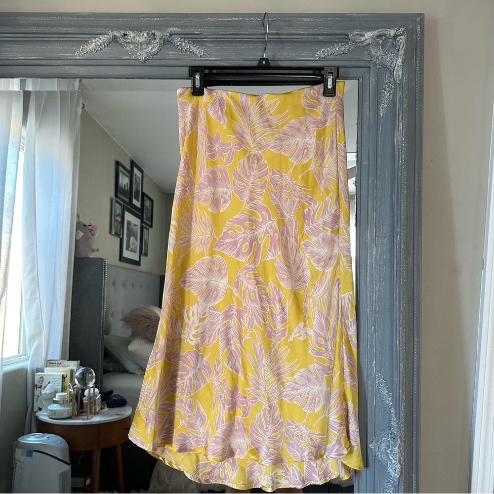 Audrey‎ 3+1 Silky Satin Tropical Yellow Midi skirt Beach Resortwear Bias cut L